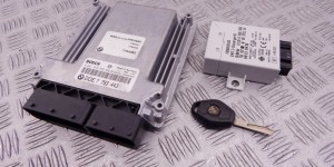 Блок управления двигателем BMW 3-series (E46) 13 61 7 793 443 Блок управления двигателем BMW 3-series (E46) 13 61 7 793 443