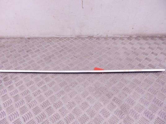 Молдинг стекла двери задней левой наружный BMW 5-series (E39) 51 22 8 204 391