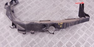 Крепление фары правой BMW 3-series (E90/91/92) 51 64 7 138 402