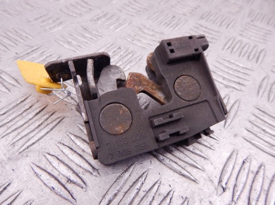 Замок капота BMW 1-series (E87) 51 23 7 115 228