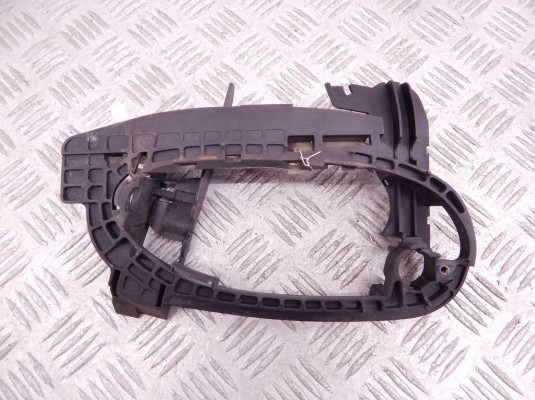 Скелет ручки наружной передней правой BMW 7-series (E65/66) 51 21 7 013 706