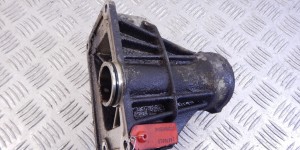 Кронштейн полуоси BMW X3-series (E83) 31 53 7 516 065