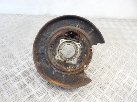 Ступица передняя правая BMW 5-series (E39) 33 32 1 091 336