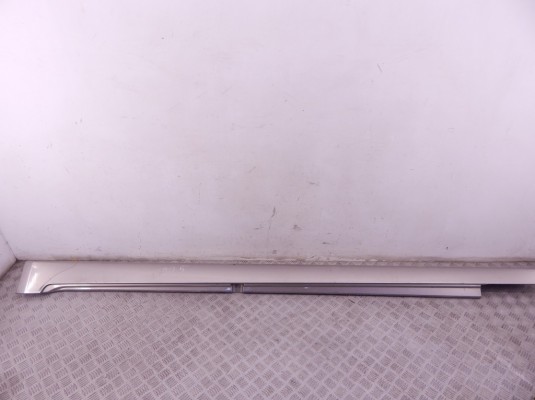 Накладка на порог BMW 7-series (F01/02) 51 77 7 185 043 Накладка на порог BMW 7-series (F01/02) 51 77 7 185 043