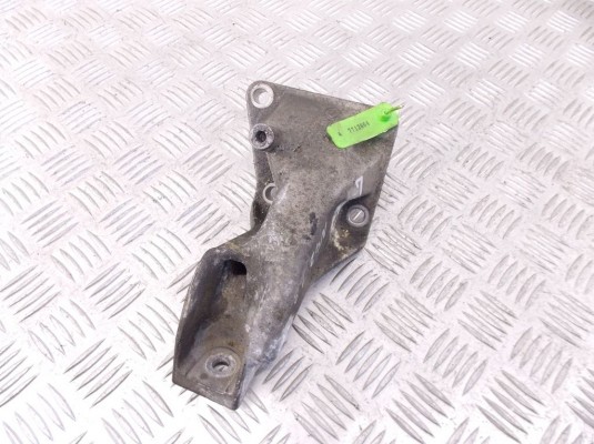 Кронштейн двигателя BMW 3-series (E46) 22 11 6 753 167