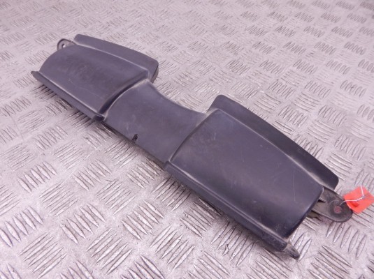 Воздухозаборник BMW 3-series (E90/91/92) 13 71 7 541 738