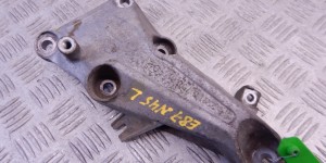 Кронштейн двигателя BMW 1-series (E87) 22 11 6 760 307