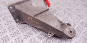 Кронштейн двигателя BMW 5-series (E39) 22 11 6 752 648 Кронштейн двигателя BMW 5-series (E39) 22 11 6 752 648