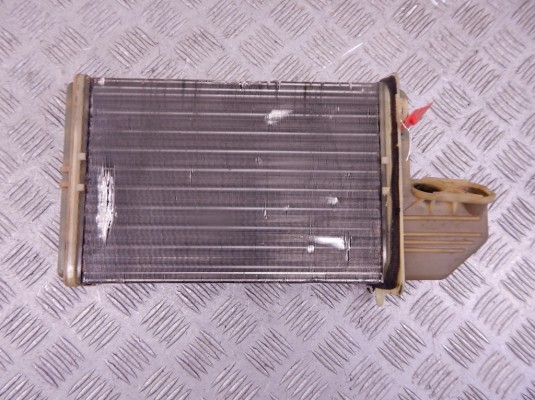 Радиатор отопителя (печки) BMW 3-series (E36) 64 11 8 390 435