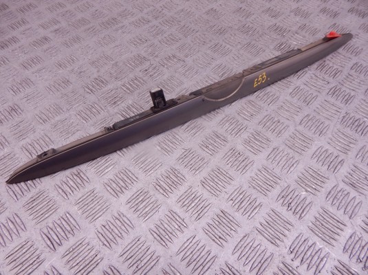 Подсветка номера BMW X5-series (E53) 51 13 7 054 941 Подсветка номера BMW X5-series (E53) 51 13 7 054 941