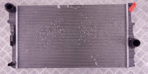 Радиатор (основной) BMW 3-series (F30/31) 17 11 7 600 516 Радиатор (основной) BMW 3-series (F30/31) 17 11 7 600 516