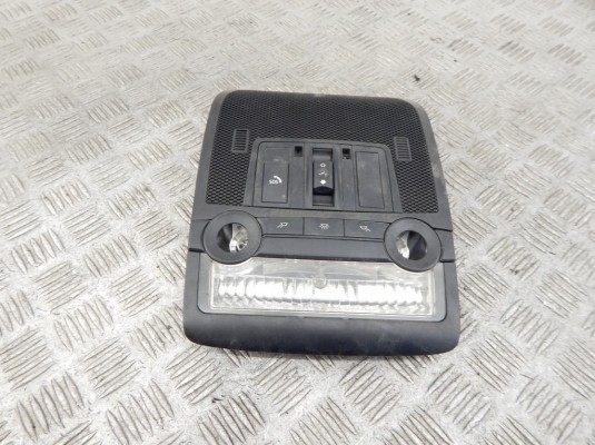 Фонарь салона (плафон) BMW X5-series (E70) 61 31 9 225 917 Фонарь салона (плафон) BMW X5-series (E70) 61 31 9 225 917