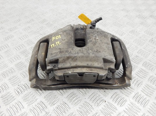 Суппорт передний правый BMW 7-series (F01/02) 34 11 6 786 818