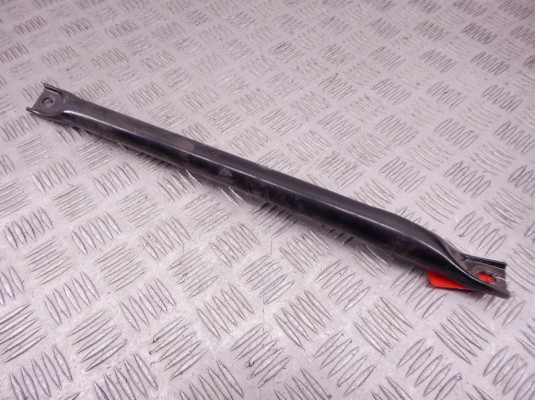 Распорная планка BMW 7-series (F01/02) 51 71 7 184 385 Распорная планка BMW 7-series (F01/02) 51 71 7 184 385