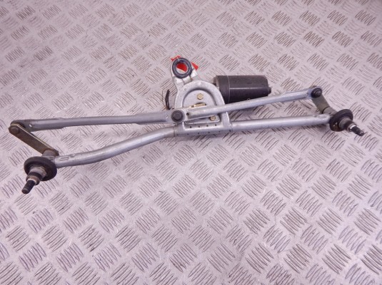 Механизм стеклоочистителя (трапеция дворников) BMW 3-series (E46) 67 63 6 914 577 Механизм стеклоочистителя (трапеция дворников) BMW 3-series (E46) 67 63 6 914 577