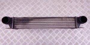 Интеркулер BMW 5-series (E39) 17 51 2 247 359