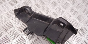 Крепление фары правой BMW 5-series (E39) 63 12 8 362 442