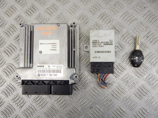 Блок управления двигателем BMW 3-series (E46) 13 61 7 793 443