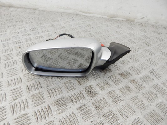 Зеркало наружное левое VOLKSWAGEN PASSAT 5+ (2000-2005) 3b0857933
