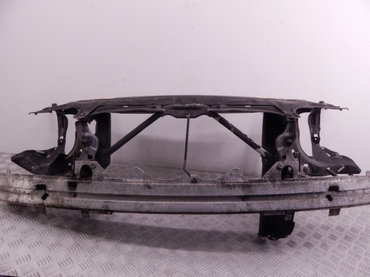 Передняя панель крепления облицовки (телевизор) BMW 7-series (E65/66) 51 11 7 135 522