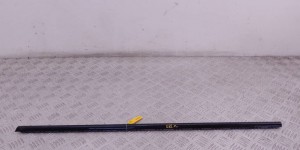 Молдинг стекла двери передней левой наружный BMW 7-series (E65/66) 51 21 8 022 205