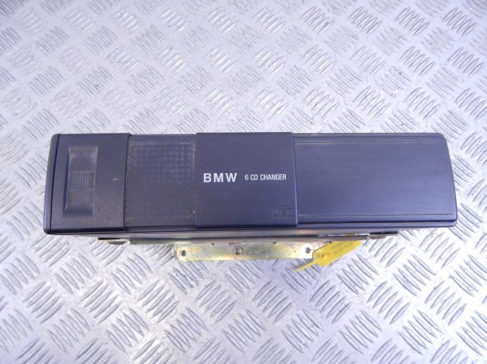 CD-чейнджер BMW 5-series (E39) 65 12 8 361 584