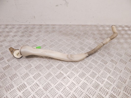 Горловина бачка омывателя BMW 5-series (E39) 61 67 8 360 189