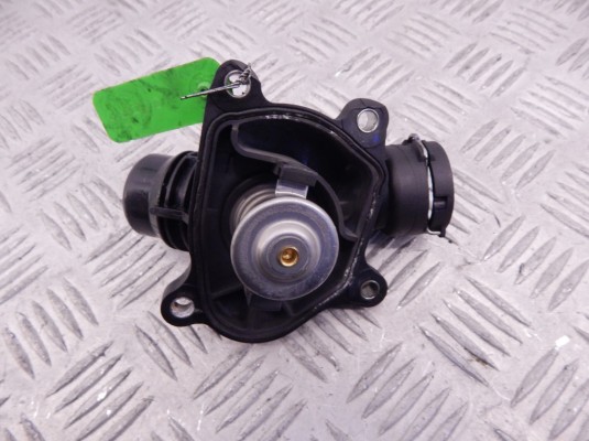 Корпус термостата BMW 5-series (E60/61) Корпус термостата BMW 5-series (E60/61)