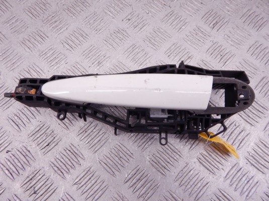 Ручка наружная передняя левая BMW 3-series (F30/31) 51 21 7 326 917