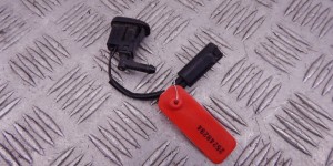 Форсунка омывателя BMW 3-series (E46) 61 66 7 056 731 Форсунка омывателя BMW 3-series (E46) 61 66 7 056 731