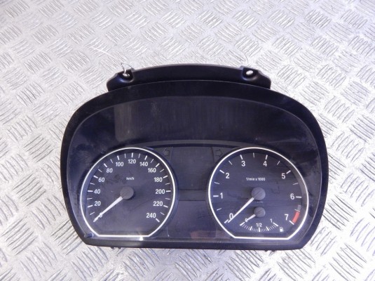 Щиток приборов (приборная панель) BMW 1-series (E87) 62 10 9 166 813