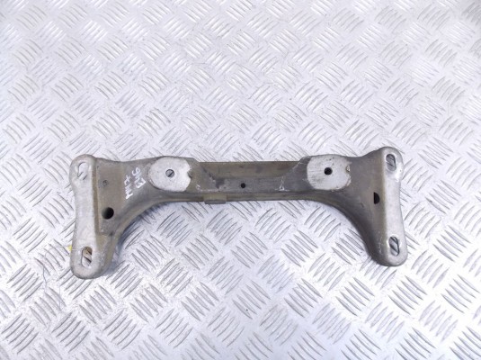 Кронштейн КПП BMW 3-series (E46) 22 31 6 757 103