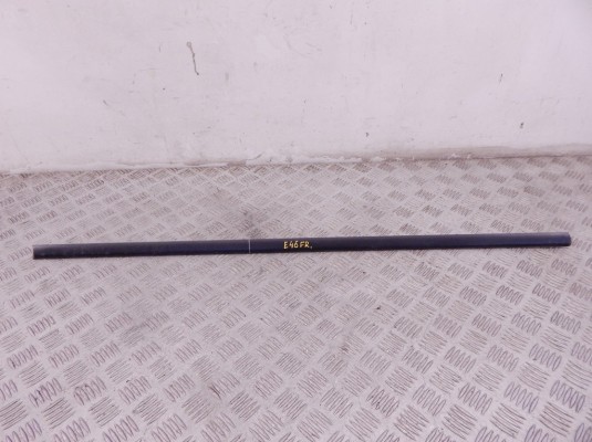 Молдинг двери передней правой BMW 3-series (E46) 51 13 8 208 450