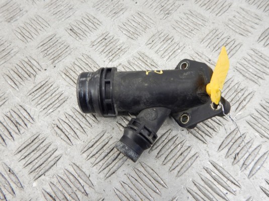 Фланец (тройник) системы охлаждения LAND-ROVER RANGE ROVER(2002-2005) 11 12 2 247 744 Фланец (тройник) системы охлаждения LAND-ROVER RANGE ROVER(2002-2005) 11 12 2 247 744