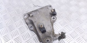 Кронштейн двигателя BMW 3-series (E90/91/92) 22 11 6 770 049