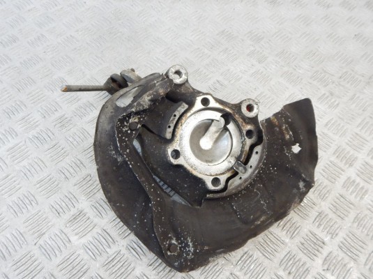 Ступица передняя левая BMW 5-series (E39) 31 21 1 092 853