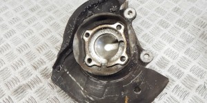 Ступица передняя левая BMW 5-series (E39) 31 21 1 092 853 Ступица передняя левая BMW 5-series (E39) 31 21 1 092 853