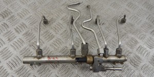 Топливная рампа BMW 3-series (E90/91/92) 13 53 7 562 474 Топливная рампа BMW 3-series (E90/91/92) 13 53 7 562 474