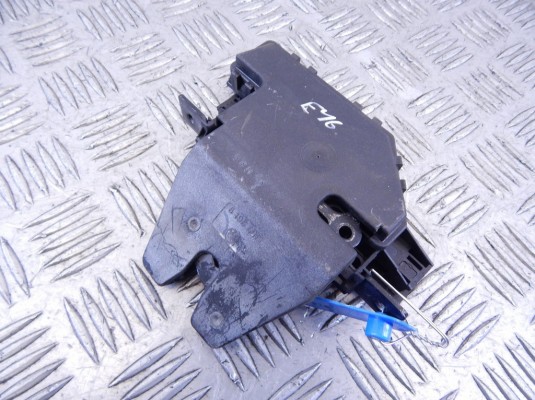 Замок багажника BMW 3-series (E46) 51 24 8 196 401