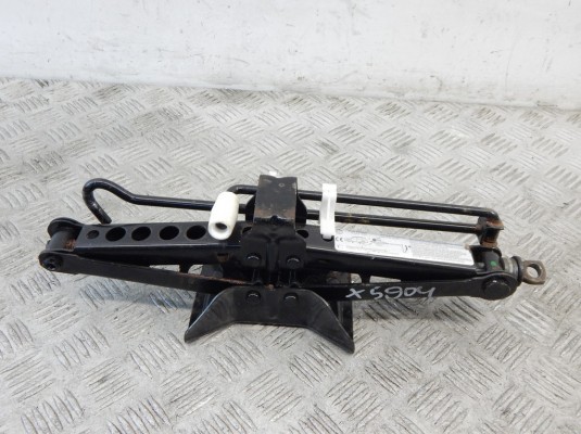 Домкрат BMW X3-series (E83) 71 10 3 403 642