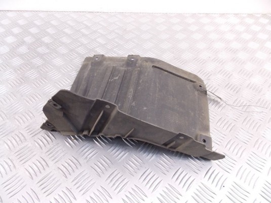 Защита арок передняя правая (подкрылок) BMW 5-series (E60/61) 51 71 7 050 538
