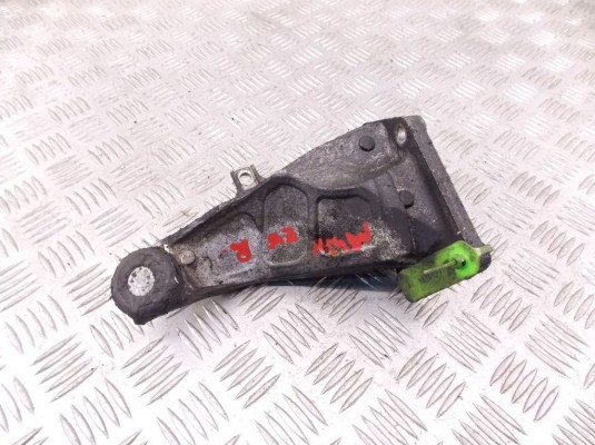 Кронштейн двигателя BMW 3-series (E46) 22 11 6 754 185