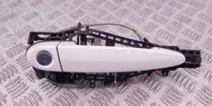 Ручка наружная передняя правая BMW 1-series (F20/21) 51 21 7 207 562