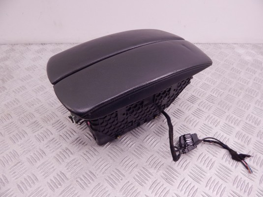 Подлокотник BMW X5-series (E70) 51 16 9 115 085