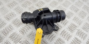 Корпус термостата BMW 5-series (E39) Корпус термостата BMW 5-series (E39)