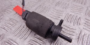 Насос (моторчик) омывателя стекла BMW 3-series (E46) 67 12 8 362 154