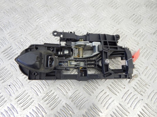 Скелет ручки наружной задней левой BMW 5-series (F10/11) 51 21 7 175 649 Скелет ручки наружной задней левой BMW 5-series (F10/11) 51 21 7 175 649