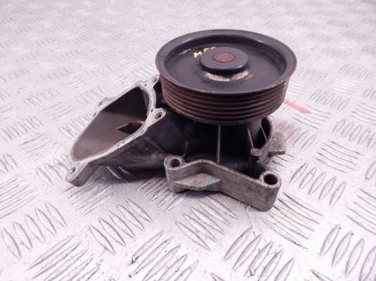 Помпа BMW 5-series (E60/61) 11 51 7 805 810
