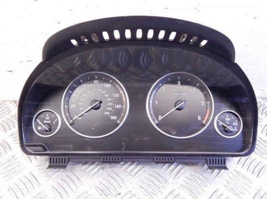 Щиток приборов (приборная панель) BMW 5-series (F10/11) 9280485