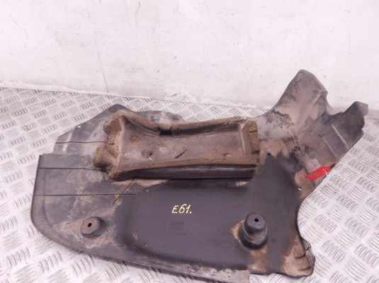 Защита днища BMW 5-series (E60/61) 51 71 7 124 634 Защита днища BMW 5-series (E60/61) 51 71 7 124 634